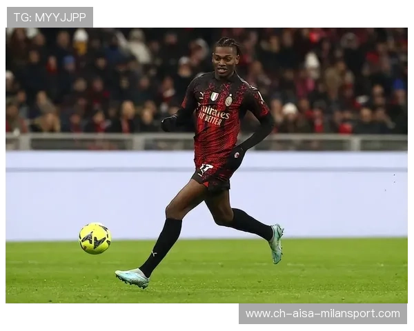 AC米兰前锋突破训练：近身一对一摆脱技巧成为重点