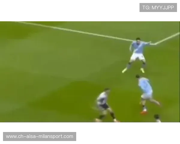 本菲卡卡布拉尔禁区外贴地斩，足球场上的经典瞬间