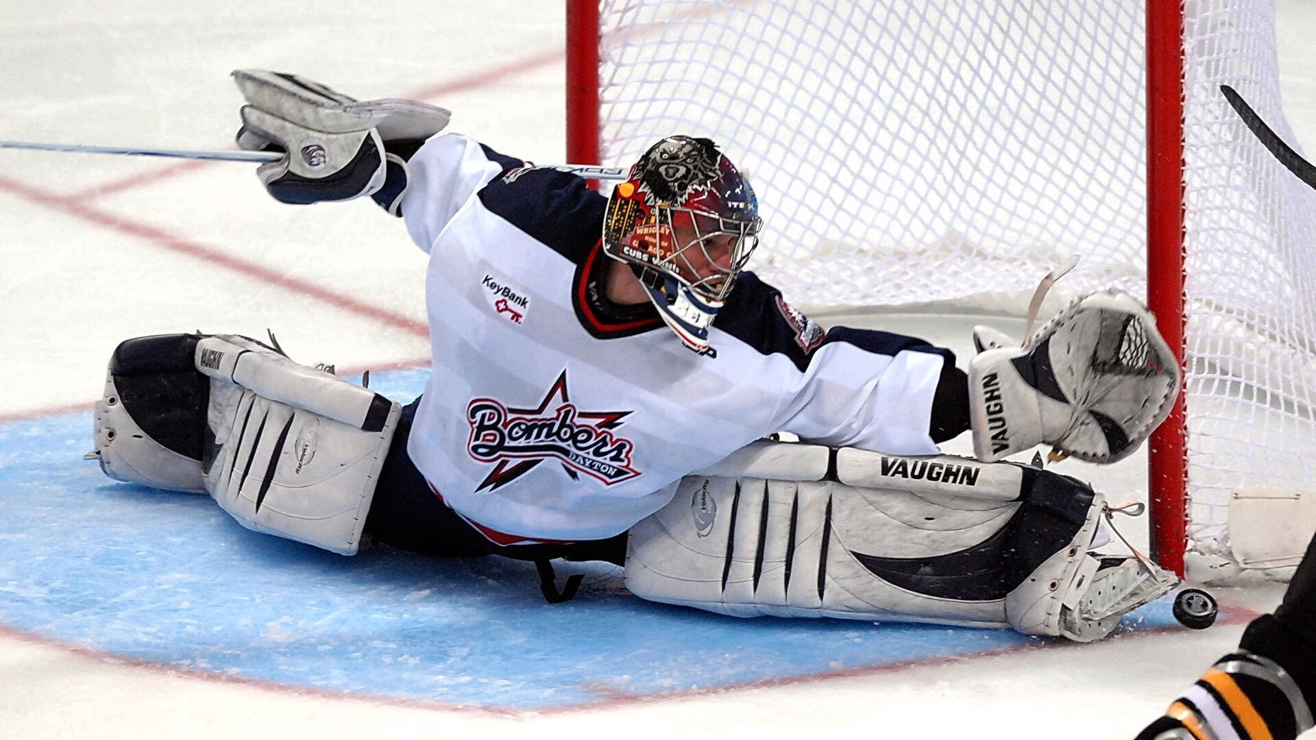 弗赖堡边中结合形成有效进攻通道,弗赖堡位置